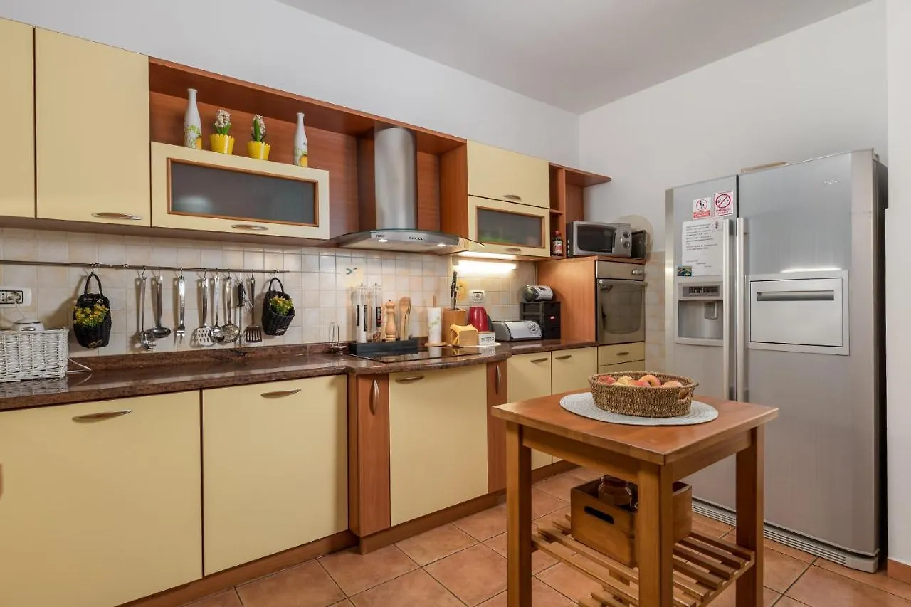 Apartment Hanna Rijeka